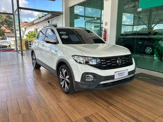 VOLKSWAGEN-T-CROSS-2022