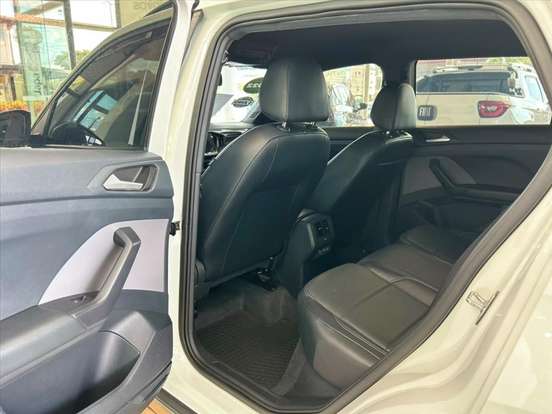 VOLKSWAGEN-T-CROSS-2022