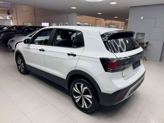 VOLKSWAGEN-T-CROSS-2026