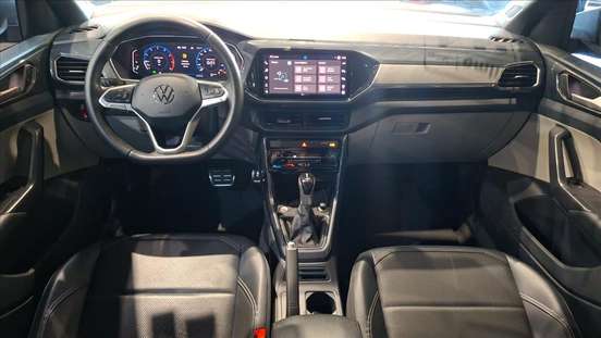 VOLKSWAGEN-T-CROSS-2024