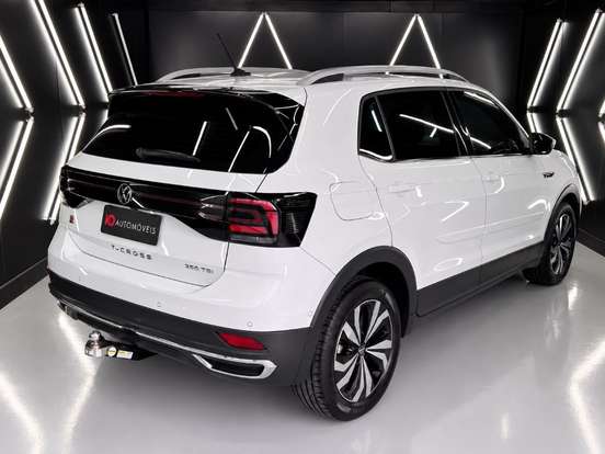 VOLKSWAGEN-T-CROSS-1.4 250 TSI TOTAL FLEX HIGHLINE AUTOMÁTICO VOLKSWAGEN-T-CROSS-2021