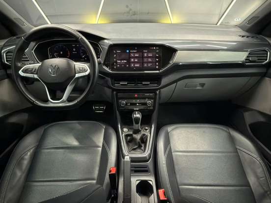 VOLKSWAGEN-T-CROSS-2021