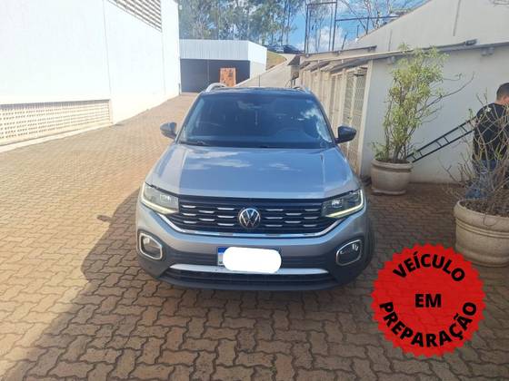 VOLKSWAGEN T-CROSS 1.4 250 TSI TOTAL FLEX HIGHLINE AUTOMÁTICO