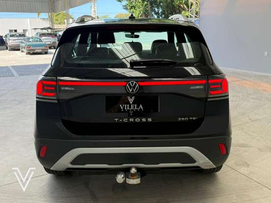 VOLKSWAGEN-T-CROSS-2024