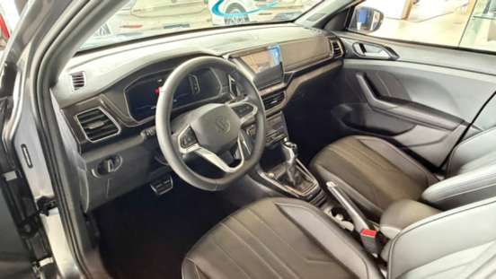 VOLKSWAGEN-T-CROSS-2026