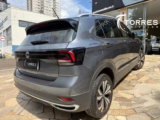 VOLKSWAGEN-T-CROSS-1.4 250 TSI TOTAL FLEX HIGHLINE AUTOMÁTICO VOLKSWAGEN-T-CROSS-2024