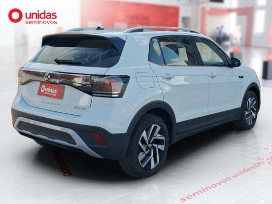 VOLKSWAGEN-T-CROSS-2025