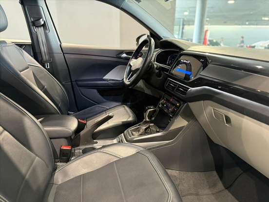 VOLKSWAGEN-T-CROSS-1.4 250 TSI TOTAL FLEX HIGHLINE AUTOMÁTICO VOLKSWAGEN-T-CROSS-2021