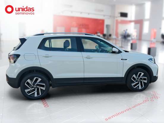 VOLKSWAGEN-T-CROSS-2025