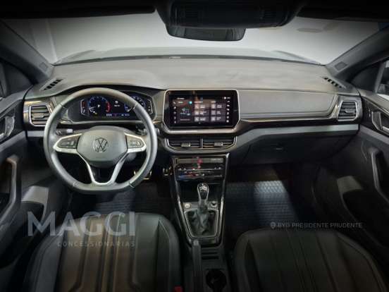 VOLKSWAGEN-T-CROSS-2024