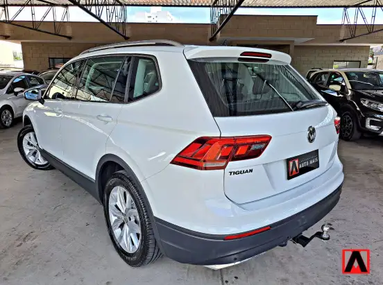 VOLKSWAGEN-TIGUAN-2019