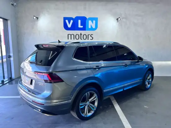 VOLKSWAGEN-TIGUAN-2.0 350 TSI GASOLINA ALLSPACE R-LINE 4MOTION DSG VOLKSWAGEN-TIGUAN-2018