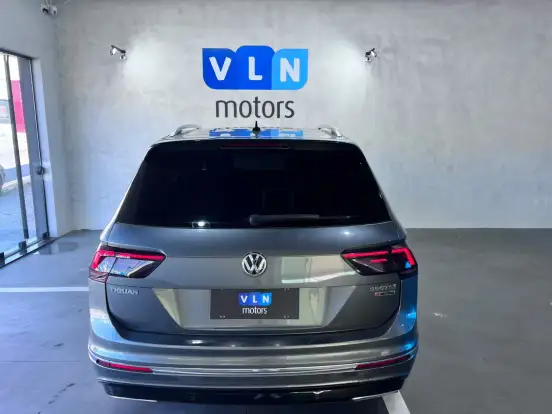 VOLKSWAGEN-TIGUAN-2018
