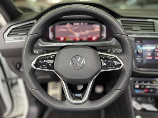 VOLKSWAGEN-TIGUAN-2024