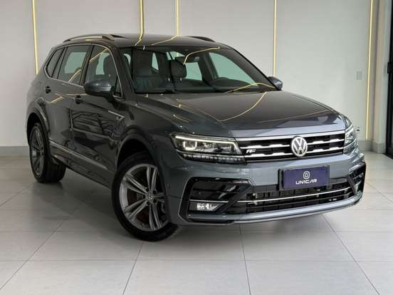 VOLKSWAGEN-TIGUAN-2021
