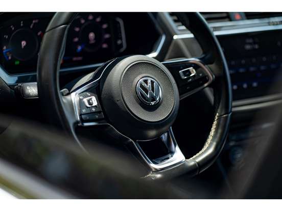VOLKSWAGEN-TIGUAN-2019