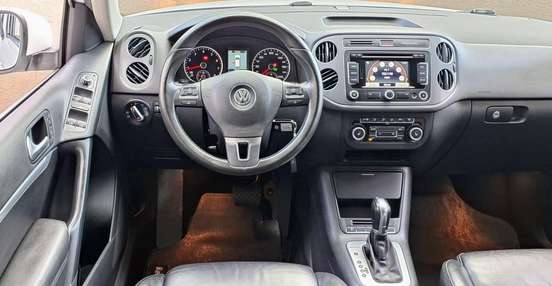 VOLKSWAGEN-TIGUAN-2013