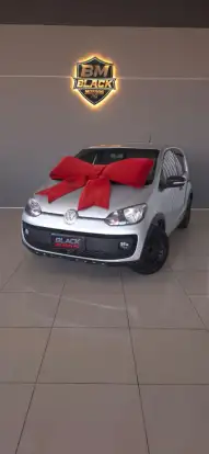 VOLKSWAGEN-UP-2016