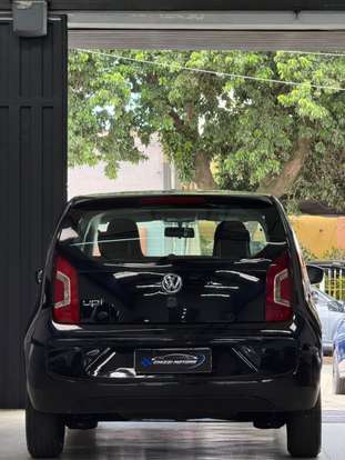 VOLKSWAGEN-UP-2014