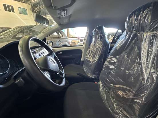 VOLKSWAGEN-UP-1.0 MPI TOTAL FLEX 4P MANUAL VOLKSWAGEN-UP-2019