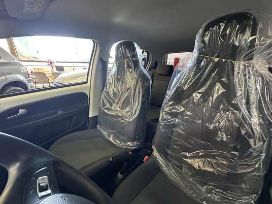 VOLKSWAGEN-UP-2019
