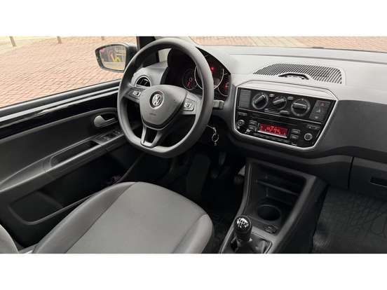 VOLKSWAGEN-UP-1.0 MPI TOTAL FLEX 4P MANUAL VOLKSWAGEN-UP-2019