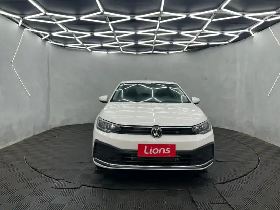 VOLKSWAGEN-VIRTUS-2023
