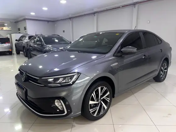 VOLKSWAGEN VIRTUS 1.0 200 TSI HIGHLINE AUTOMÁTICO