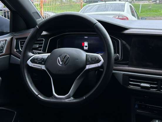 VOLKSWAGEN-VIRTUS-1.0 200 TSI HIGHLINE AUTOMÁTICO VOLKSWAGEN-VIRTUS-2024