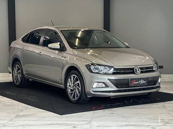 VOLKSWAGEN VIRTUS 1.0 200 TSI HIGHLINE AUTOMÁTICO