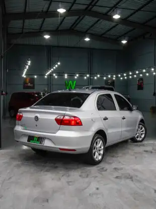 VOLKSWAGEN-VOYAGE-2022