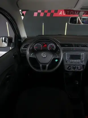 VOLKSWAGEN-VOYAGE-2022