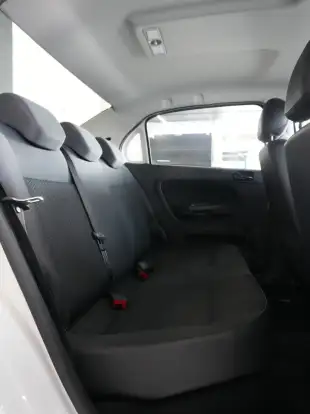 VOLKSWAGEN-VOYAGE-2022