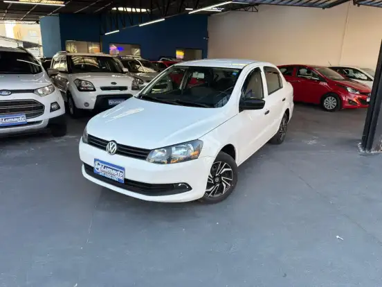 VOLKSWAGEN-VOYAGE-2014