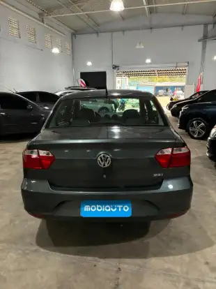 VOLKSWAGEN-VOYAGE-2014