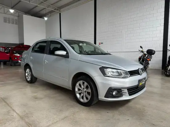VOLKSWAGEN-VOYAGE-2017