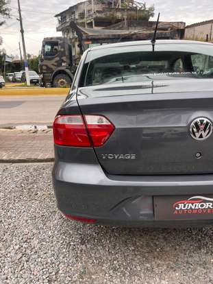 VOLKSWAGEN-VOYAGE-2023