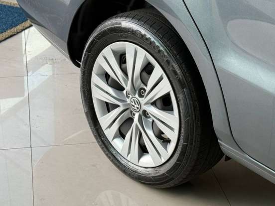 VOLKSWAGEN-VOYAGE-2022