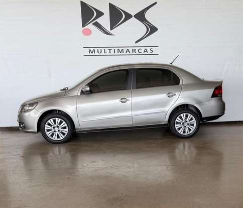 VOLKSWAGEN-VOYAGE-2012