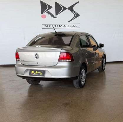 VOLKSWAGEN-VOYAGE-2012