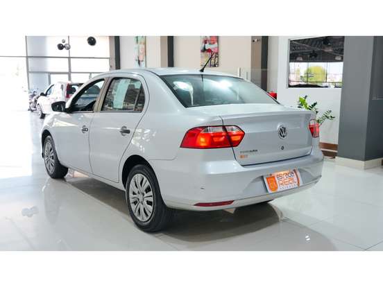 VOLKSWAGEN-VOYAGE-2021