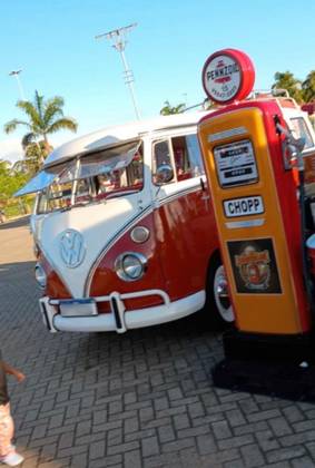 VOLKSWAGEN 1600 1.6 8V GASOLINA 4P MANUAL