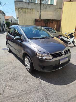 VOLKSWAGEN FOX 1.6 MI BLUEMOTION 8V FLEX 4P MANUAL