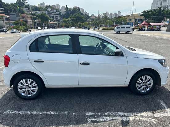 VOLKSWAGEN-GOL-2020