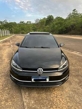 VOLKSWAGEN-GOLF-2017