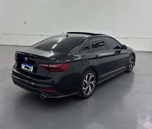 VOLKSWAGEN-JETTA-2024
