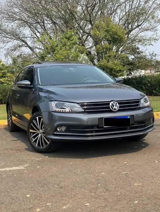 VOLKSWAGEN JETTA 2.0 TSI HIGHLINE 211CV GASOLINA 4P TIPTRONIC