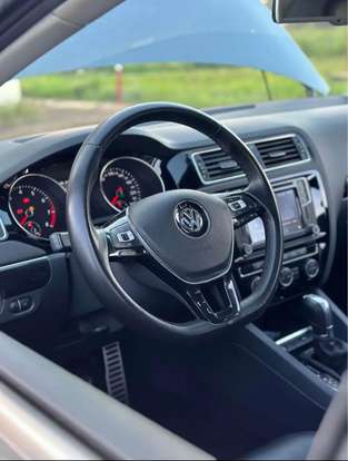 VOLKSWAGEN-JETTA-2.0 TSI HIGHLINE 211CV GASOLINA 4P TIPTRONIC VOLKSWAGEN-JETTA-2016