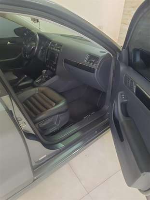 VOLKSWAGEN-JETTA-2016