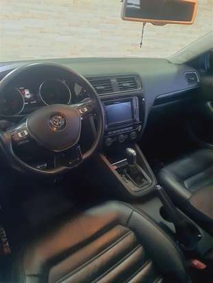 VOLKSWAGEN-JETTA-2016
